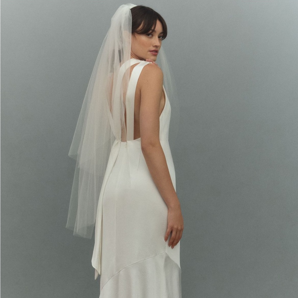 BHLDN Lilly Fingertip Ivory Bridal Veil